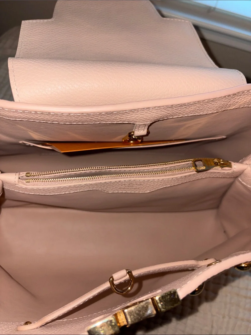 Louis Vuitton Taurillon Studdy Capucines MM